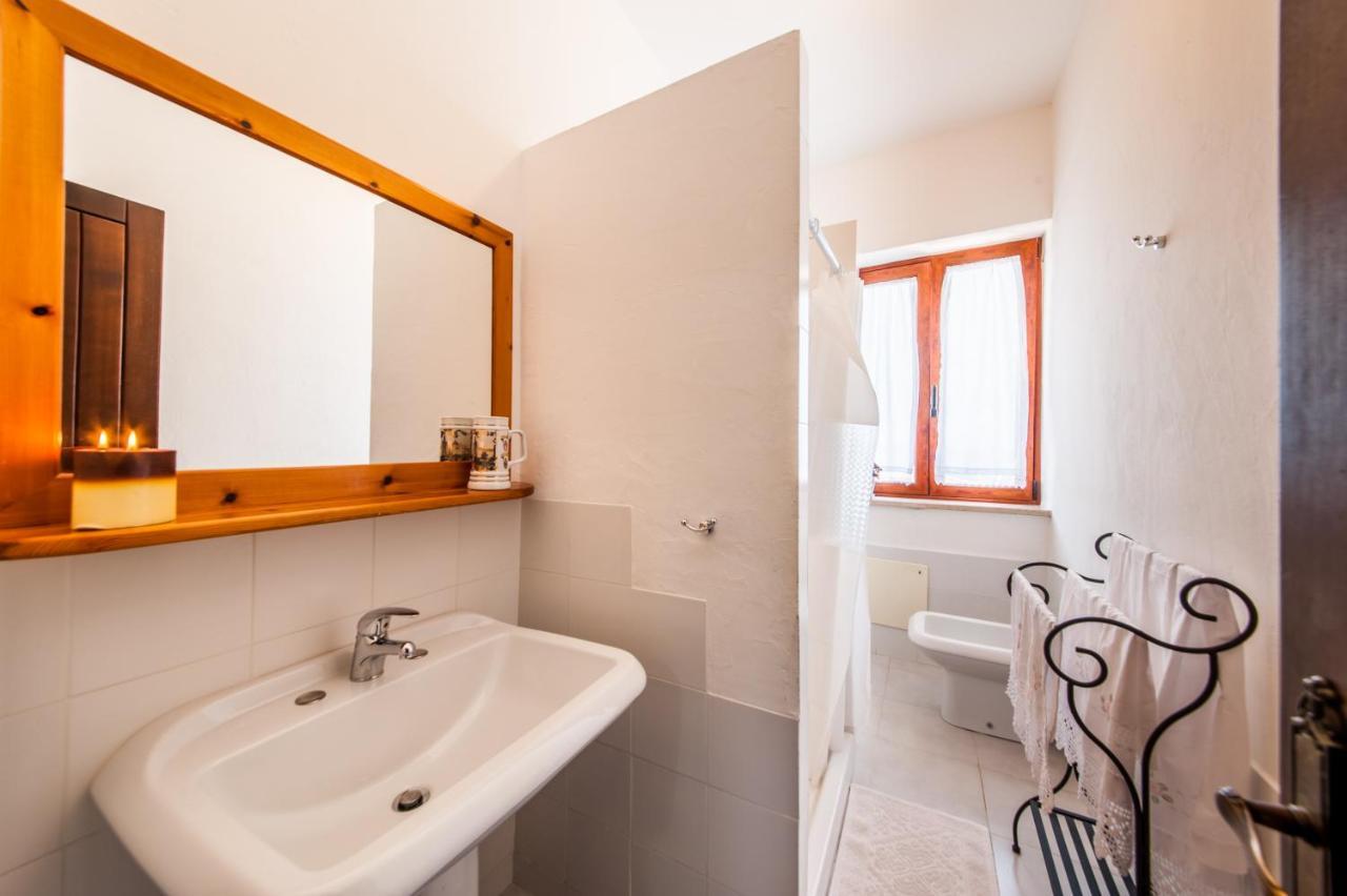 Bed and Breakfast La Casa Di Mannazzotta 1 Castelsardo Exterior foto